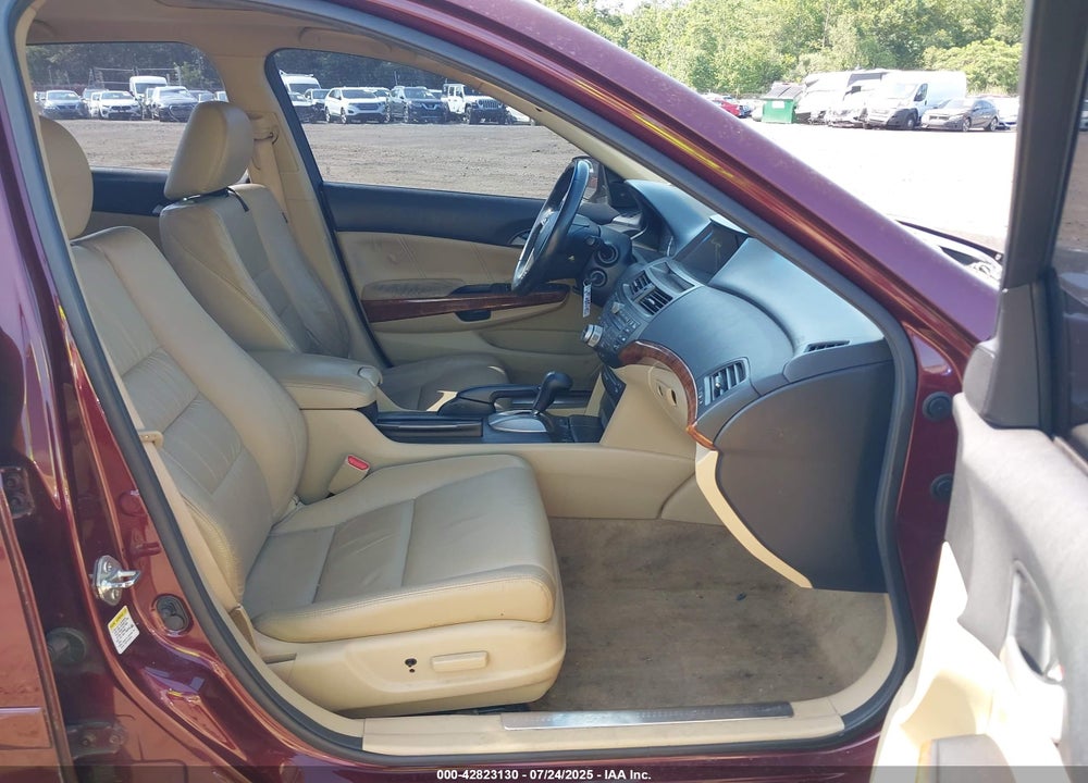 2012 HONDA ACCORD VIN: 1HGCP2F80CA137893