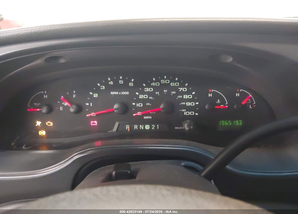 2004 FORD E-350 SUPER DUTY VIN: 1FTSE34L64HB43798