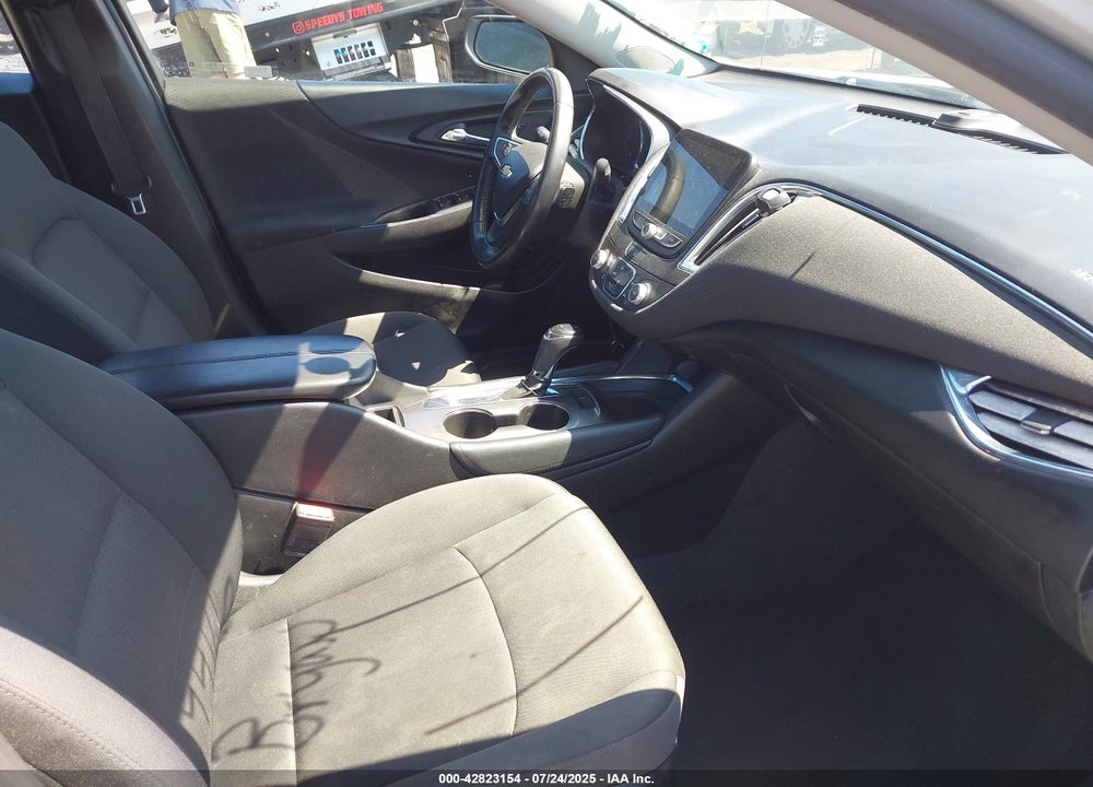 2018 CHEVROLET MALIBU VIN: 1G1ZD5ST3JF129776