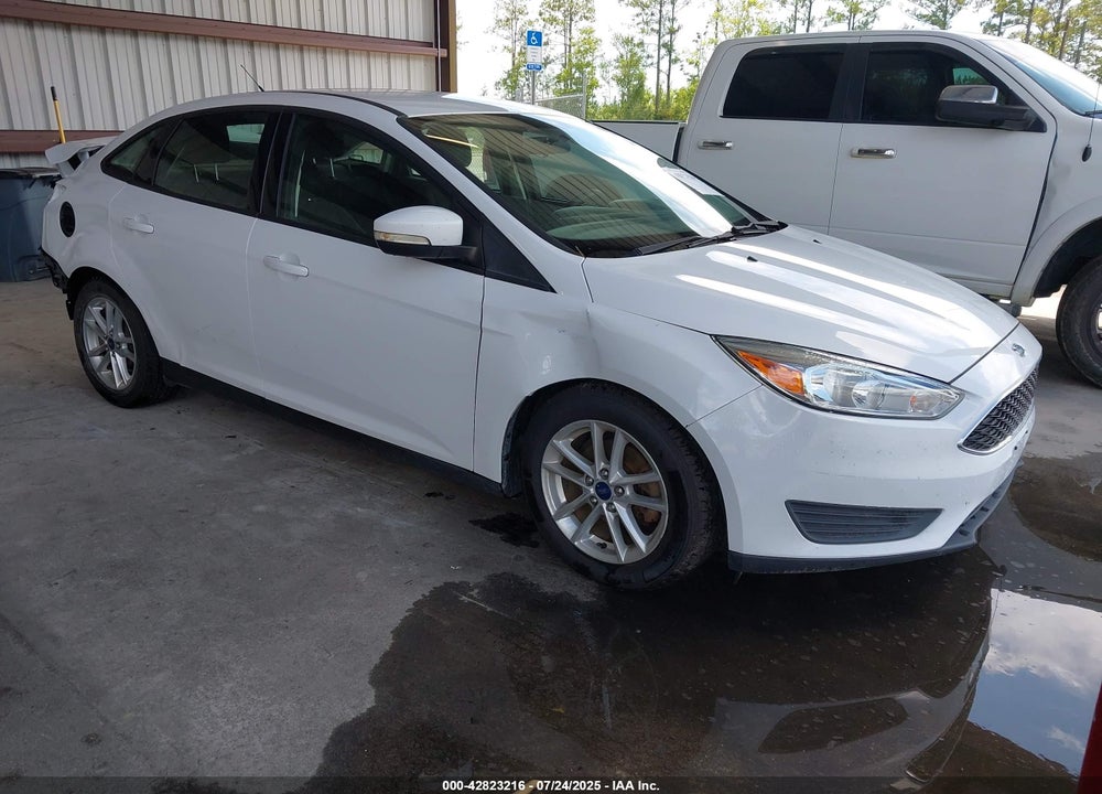 2015 FORD FOCUS SE VIN: 1FADP3F23FL372128