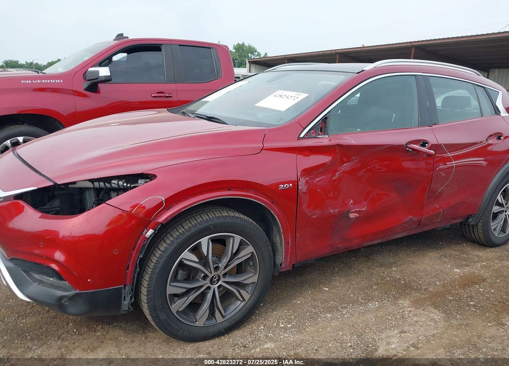 2017 INFINITI QX30 VIN: SJKCH5CR5HA027503