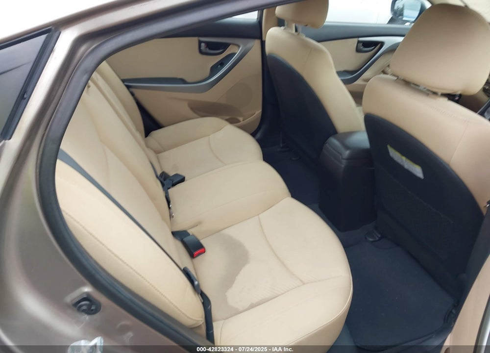 2013 HYUNDAI ELANTRA VIN: 5NPDH4AE5DH190902
