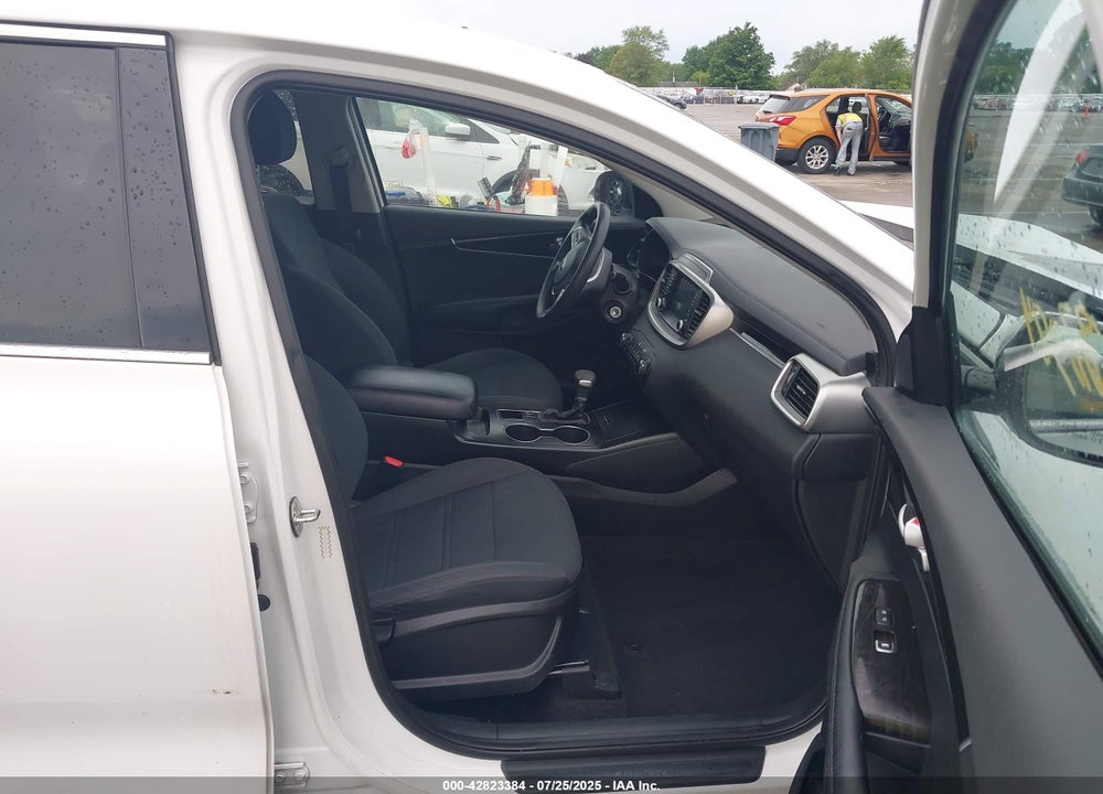 2020 KIA SORENTO VIN: 5XYPGDA55LG636651