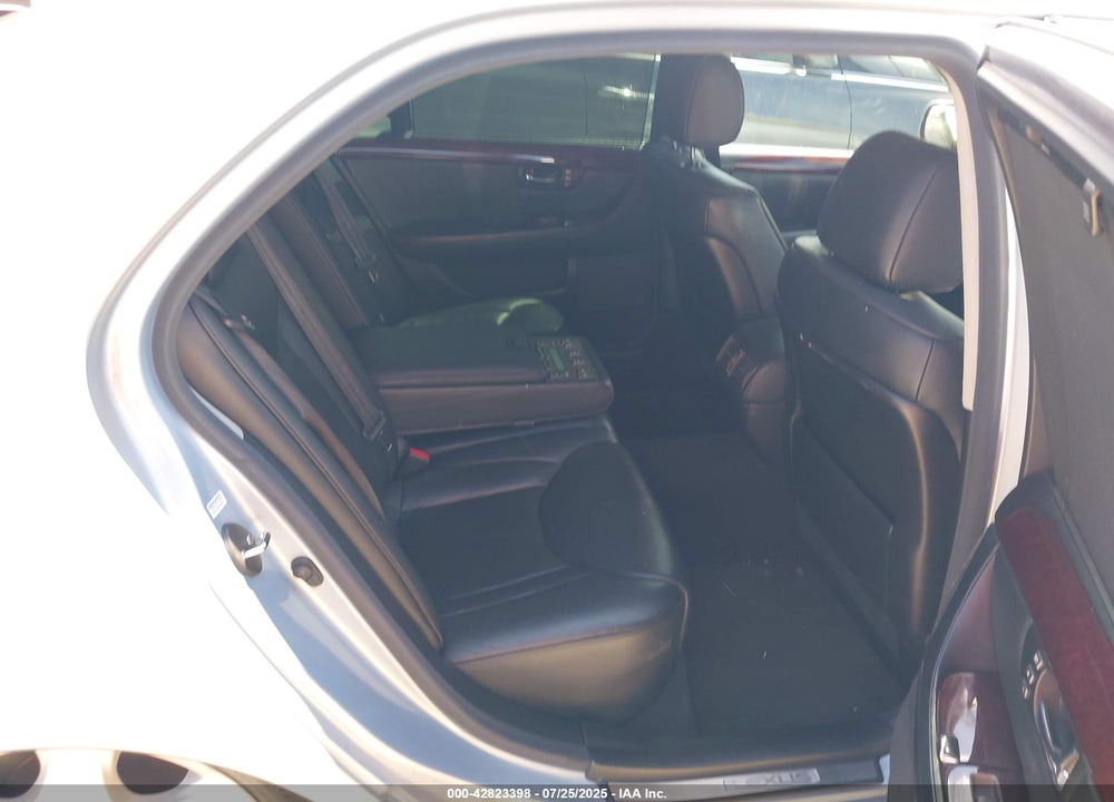 2003 LEXUS LS 430 VIN: JTHBN30F130093856