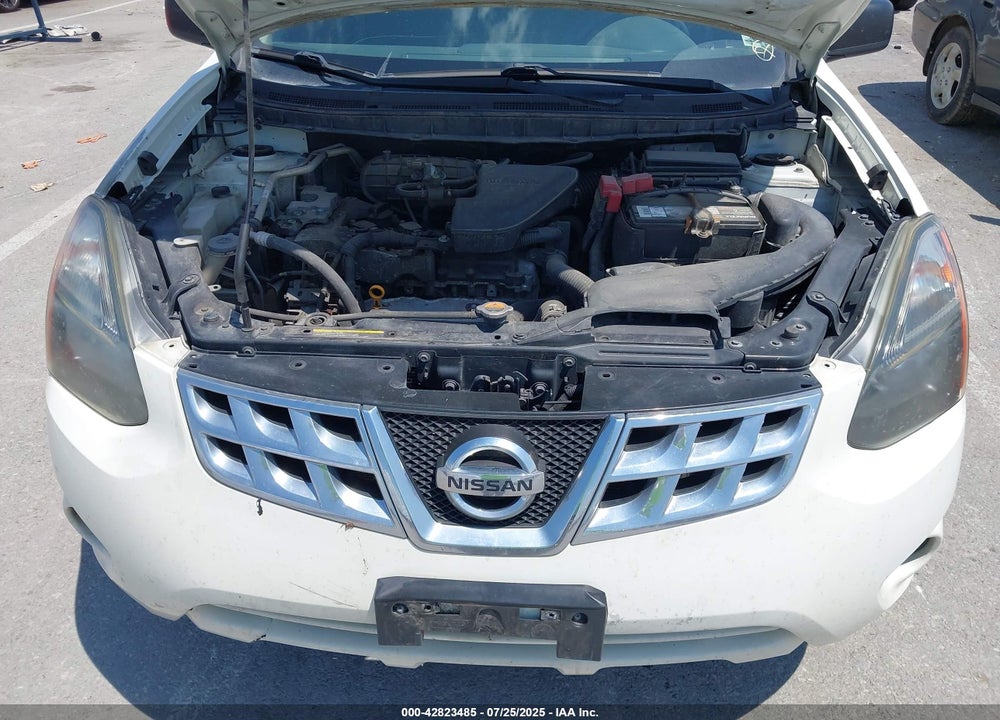2014 NISSAN ROGUE SELECT S VIN: JN8AS5MT9EW615722