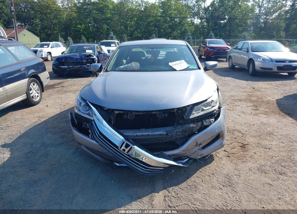2017 HONDA ACCORD VIN: 1HGCR2F32HA124312