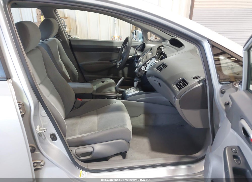 2010 HONDA CIVIC VIN: 2HGFA1F51AH548894