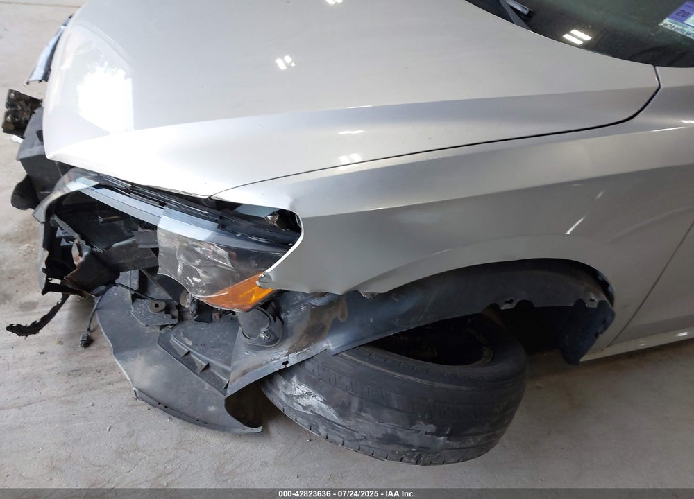 2013 VOLKSWAGEN PASSAT VIN: 1VWBP7A35DC029940