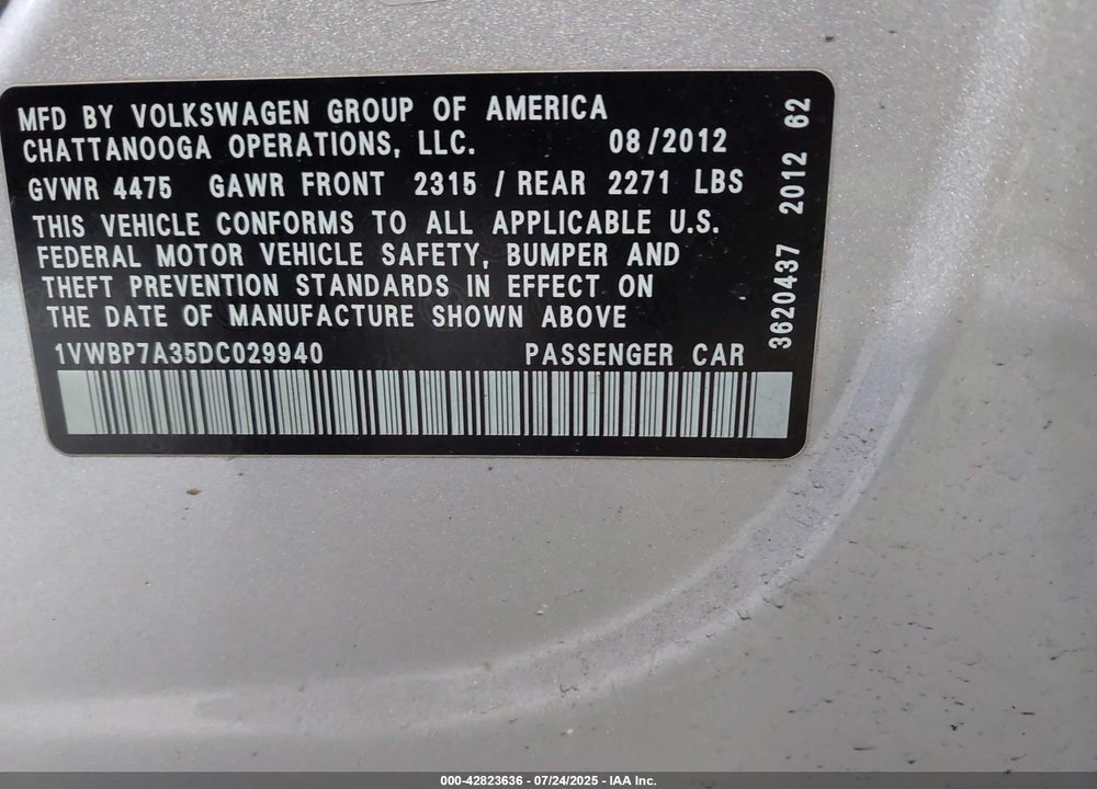 2013 VOLKSWAGEN PASSAT VIN: 1VWBP7A35DC029940