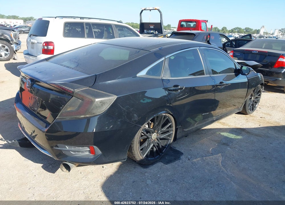 2019 HONDA CIVIC VIN: 19XFC2F66KE017128
