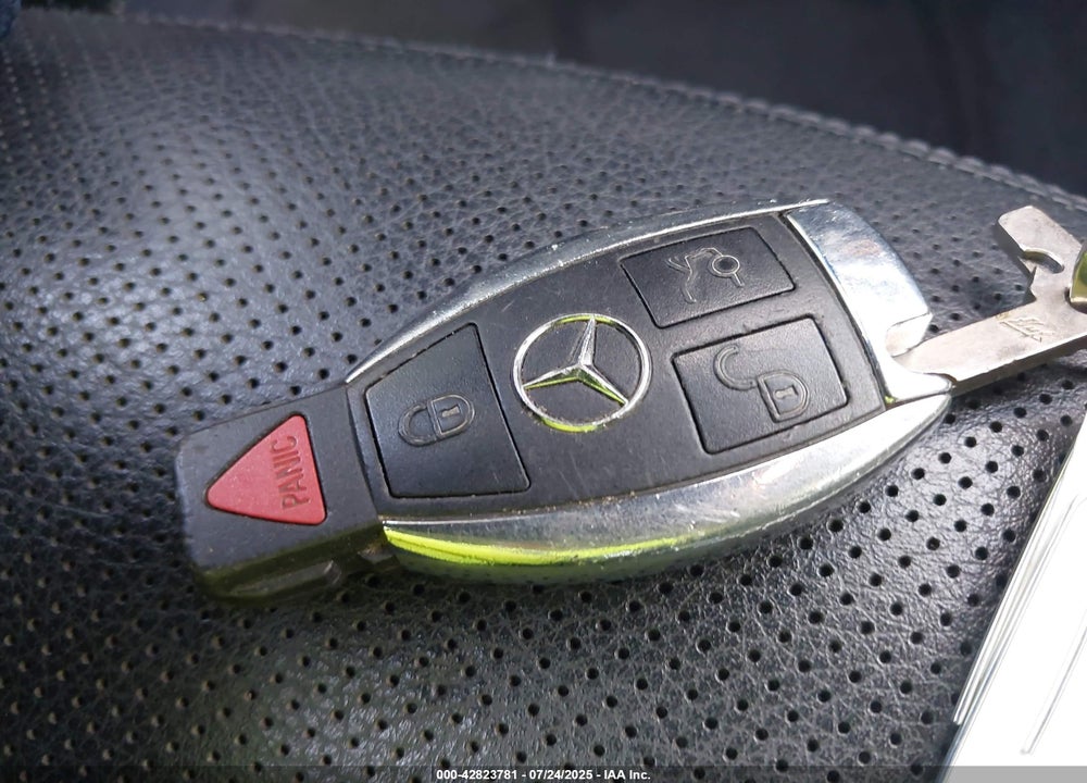 2013 MERCEDES-BENZ S CLASS VIN: WDDNG9EB8DA515964