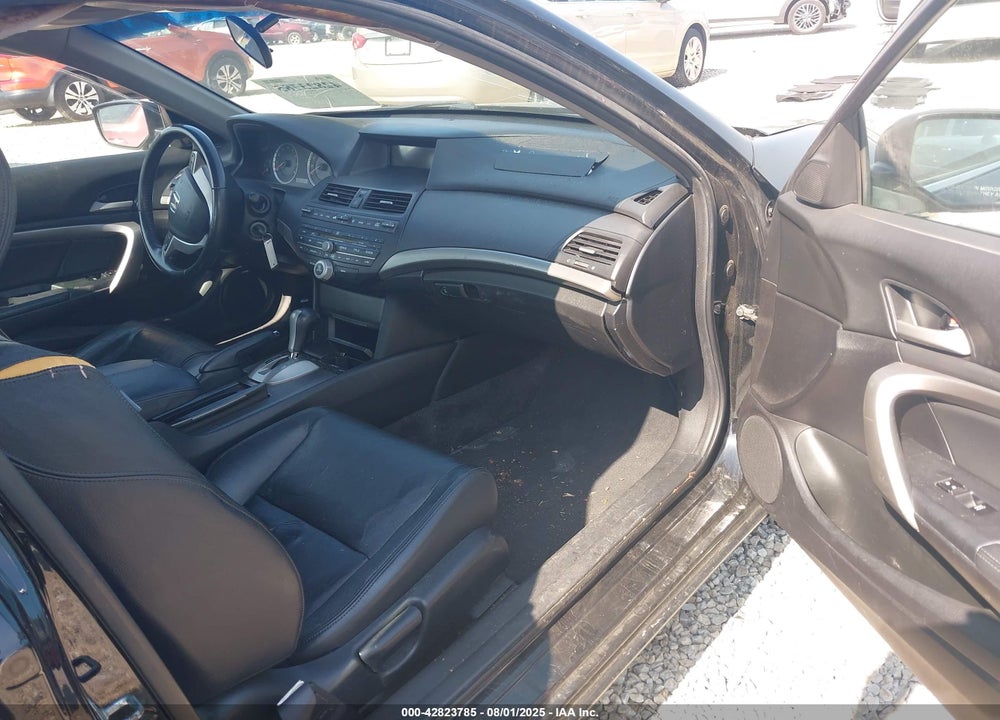 2009 HONDA ACCORD VIN: 1HGCS22829A010902