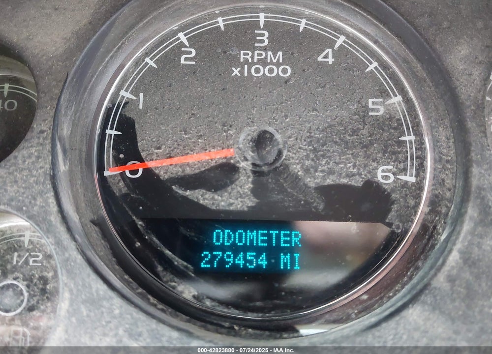 2011 GMC YUKON VIN: 1GKS2EEF1BR105159