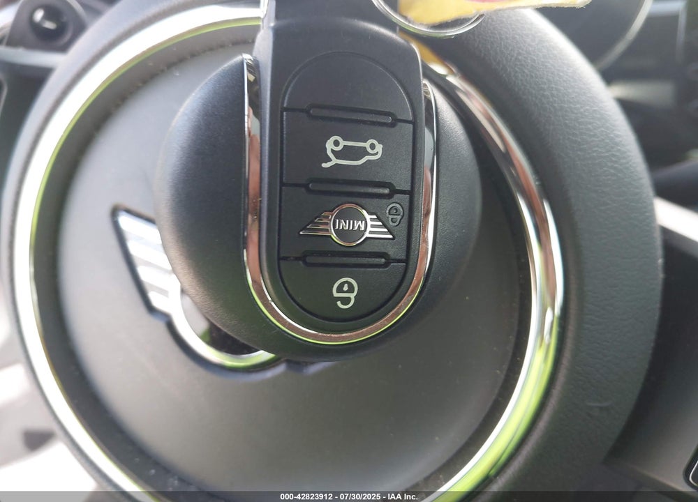 2024 MINI HARDTOP VIN: WMW53DH09R2V51924