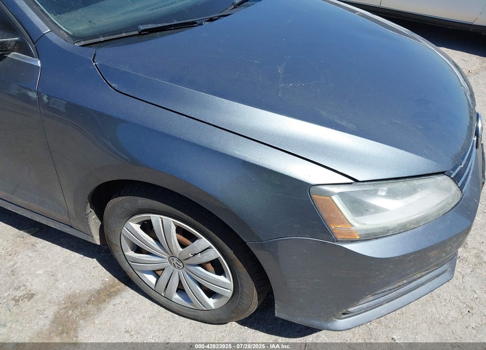 2017 VOLKSWAGEN JETTA VIN: 3VW2B7AJ3HM405052