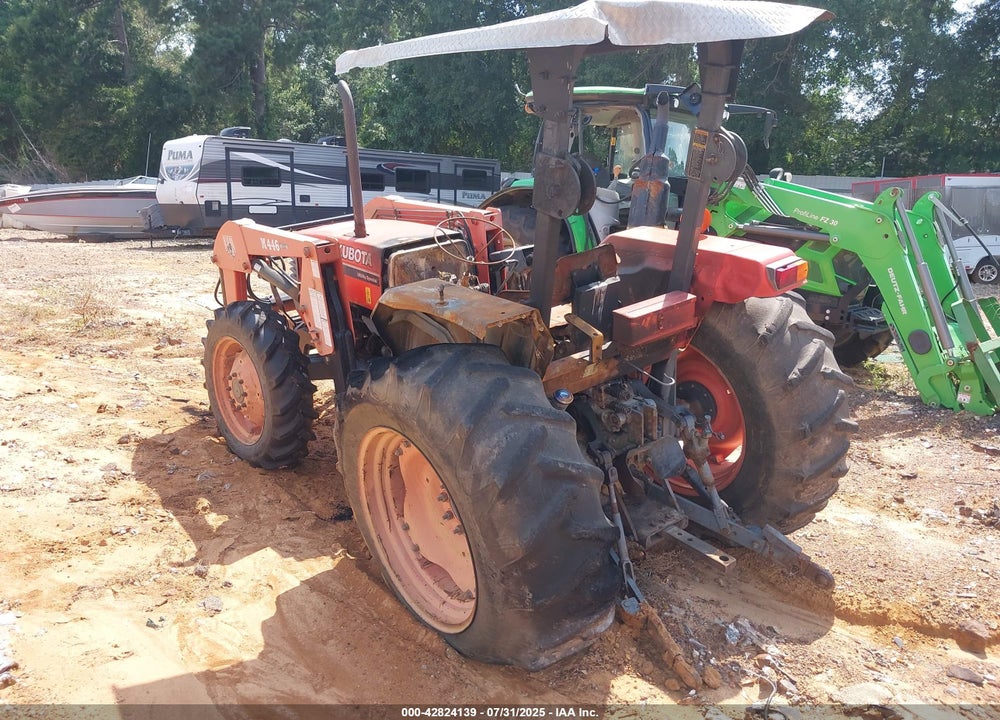 2009 KUBOTA M680 TRACTOR VIN: 67295