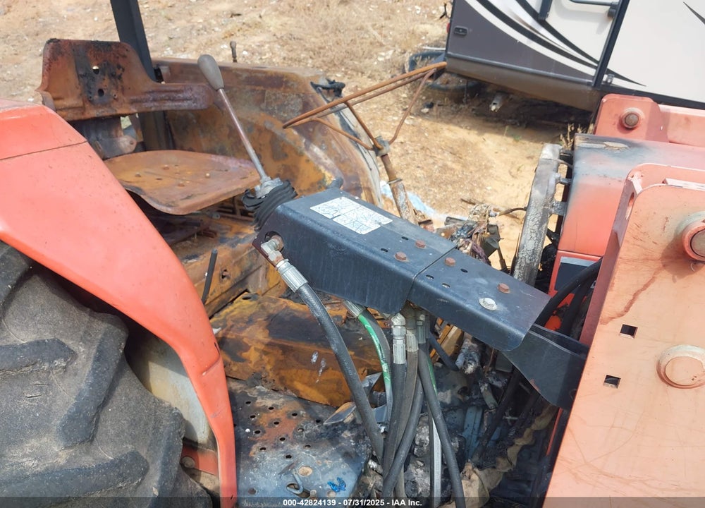2009 KUBOTA M680 TRACTOR VIN: 67295