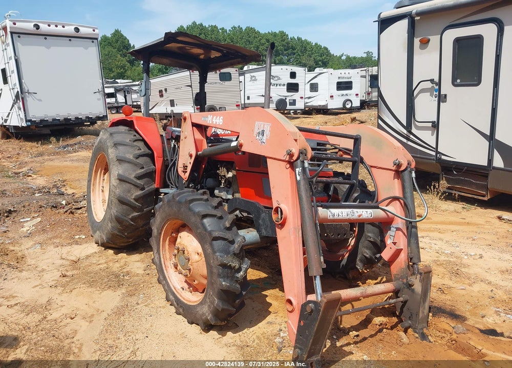 2009 KUBOTA M680 TRACTOR VIN: 67295