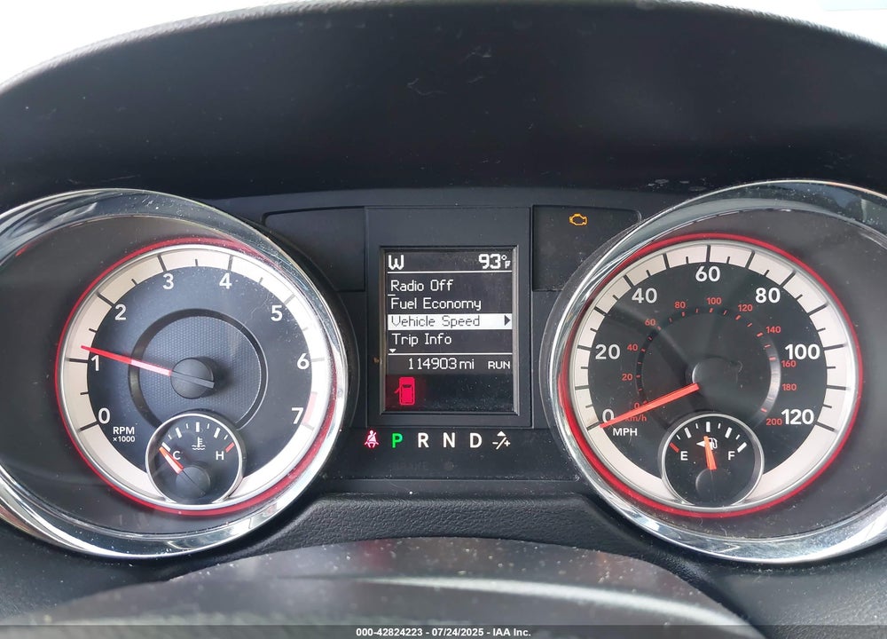 2016 DODGE GRAND CARAVAN VIN: 2C4RDGCG1GR327925