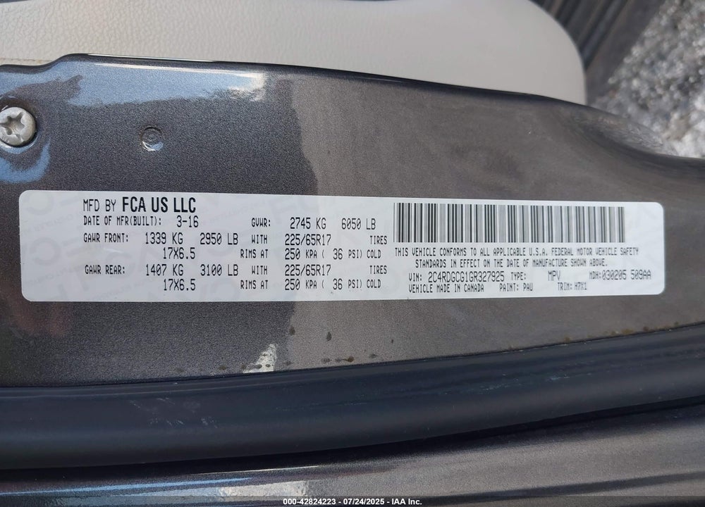 2016 DODGE GRAND CARAVAN VIN: 2C4RDGCG1GR327925
