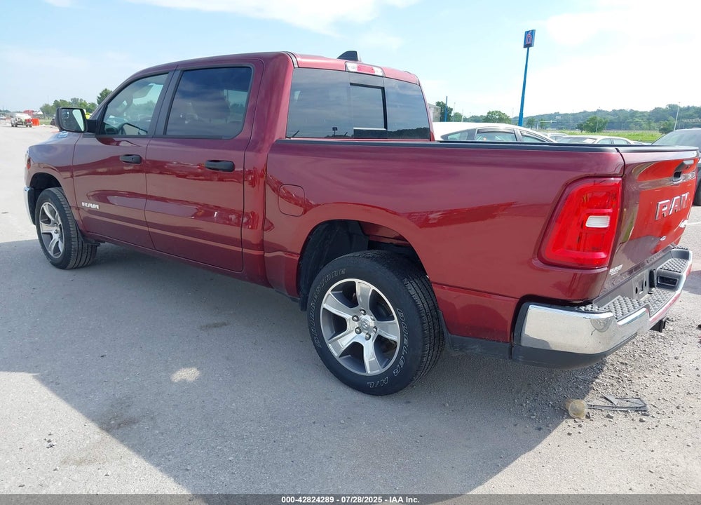 2025 RAM 1500 TRADESMAN 4X4 5'7 BOX VIN: 1C6RRFGG8SN540423