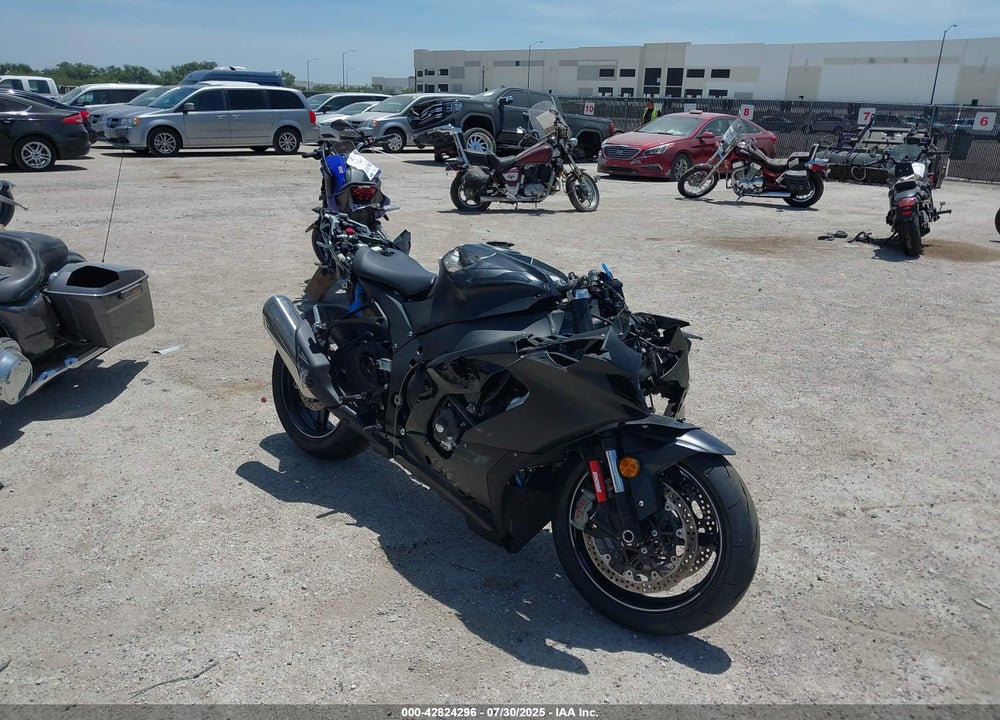 2024 KAWASAKI ZX1002 M VIN: JKBZXVM1XRA007084