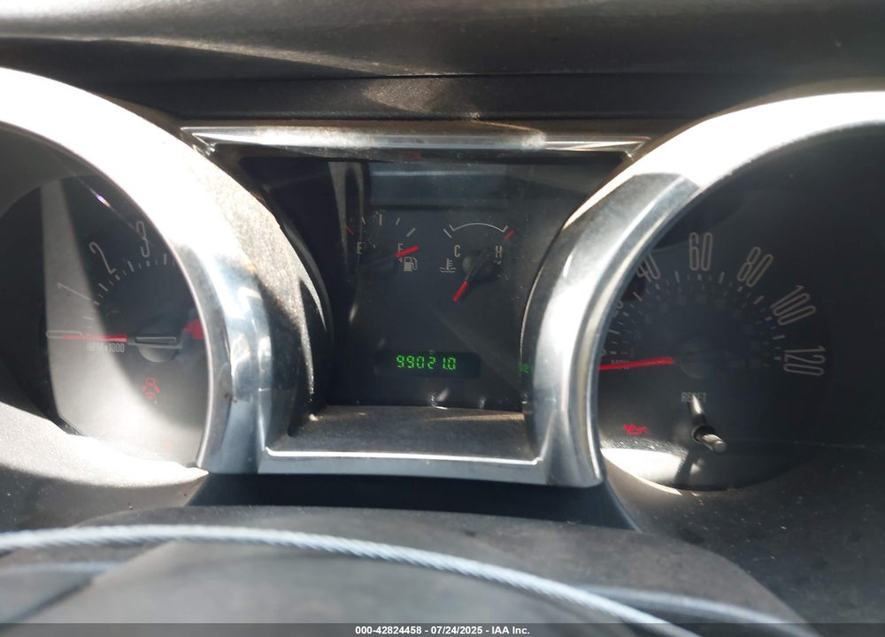 2005 FORD MUSTANG V6 DELUXE/V6 PREMIUM VIN: 1ZVFT80N855110023