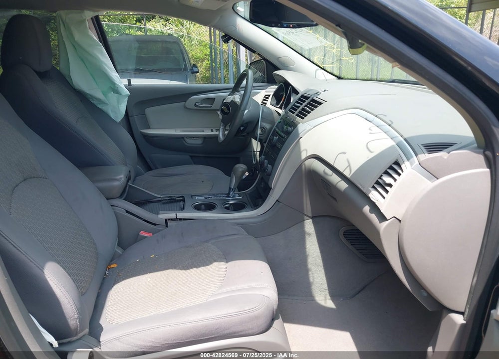 2011 CHEVROLET TRAVERSE VIN: 1GNKVGED3BJ412769