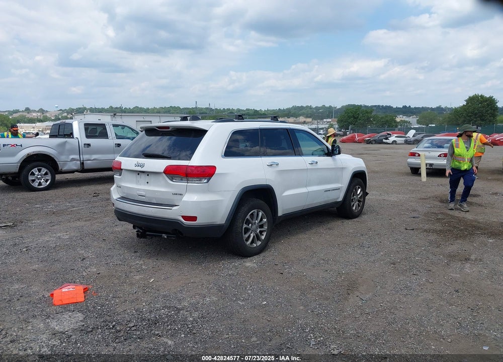 2015 JEEP GRAND CHEROKEE VIN: 1C4RJFBG5FC216273