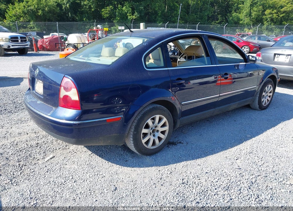 2001 VOLKSWAGEN PASSAT GLS VIN: WVWPD63B31P139860