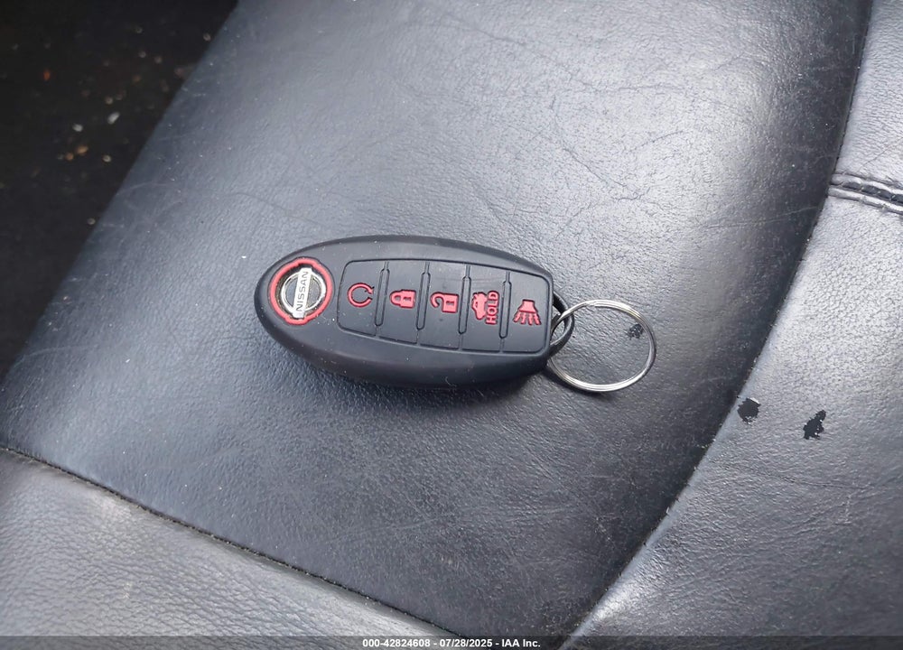 2013 NISSAN PATHFINDER VIN: 5N1AR2MM4DC682903