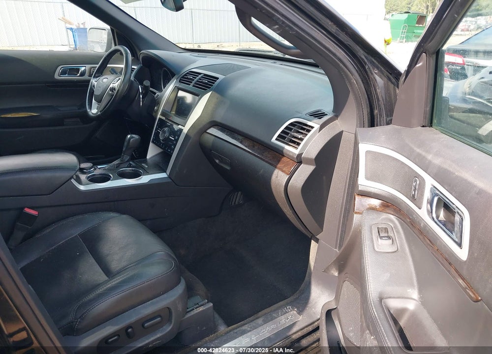 2011 FORD EXPLORER VIN: 1FMHK8F80BGA49892