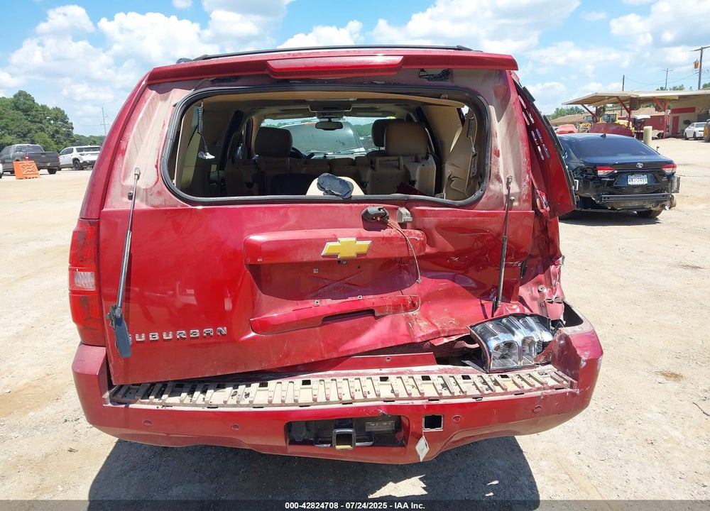 2014 CHEVROLET SUBURBAN 1500 VIN: 1GNSCJE00ER153020