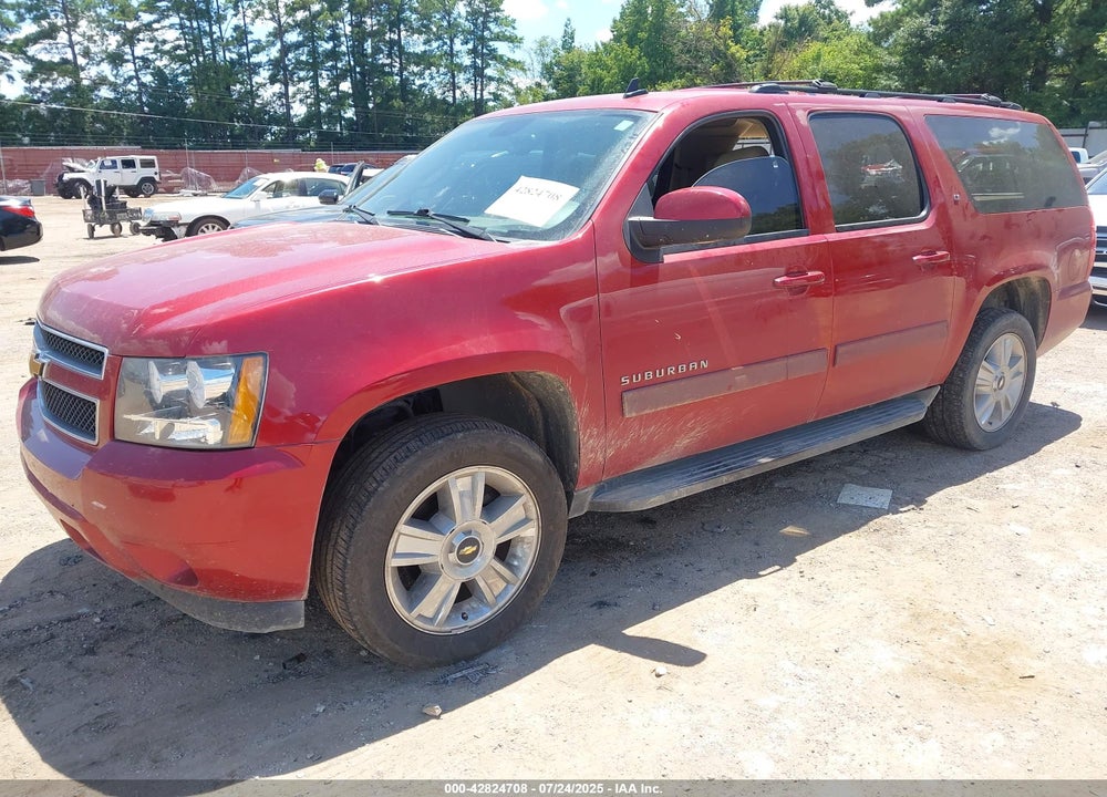 2014 CHEVROLET SUBURBAN 1500 VIN: 1GNSCJE00ER153020