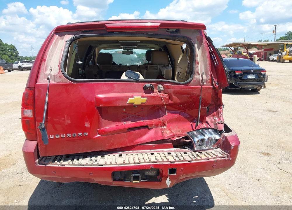 2014 CHEVROLET SUBURBAN 1500 VIN: 1GNSCJE00ER153020