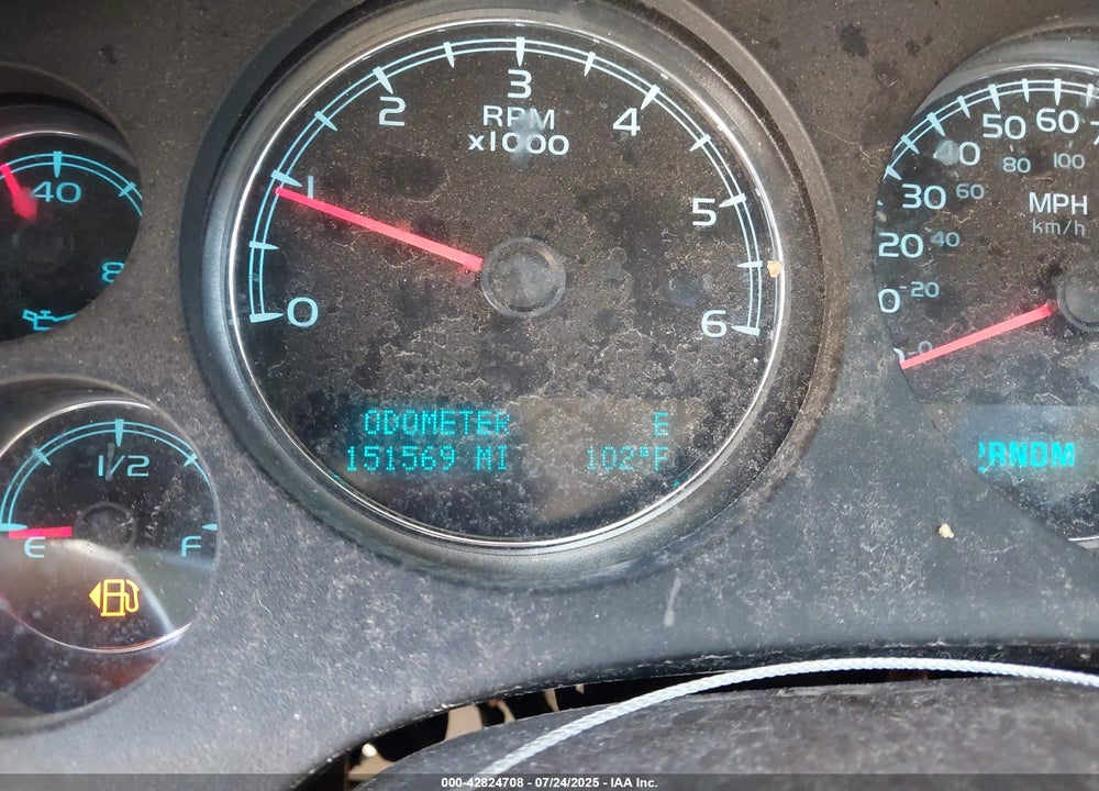 2014 CHEVROLET SUBURBAN 1500 VIN: 1GNSCJE00ER153020