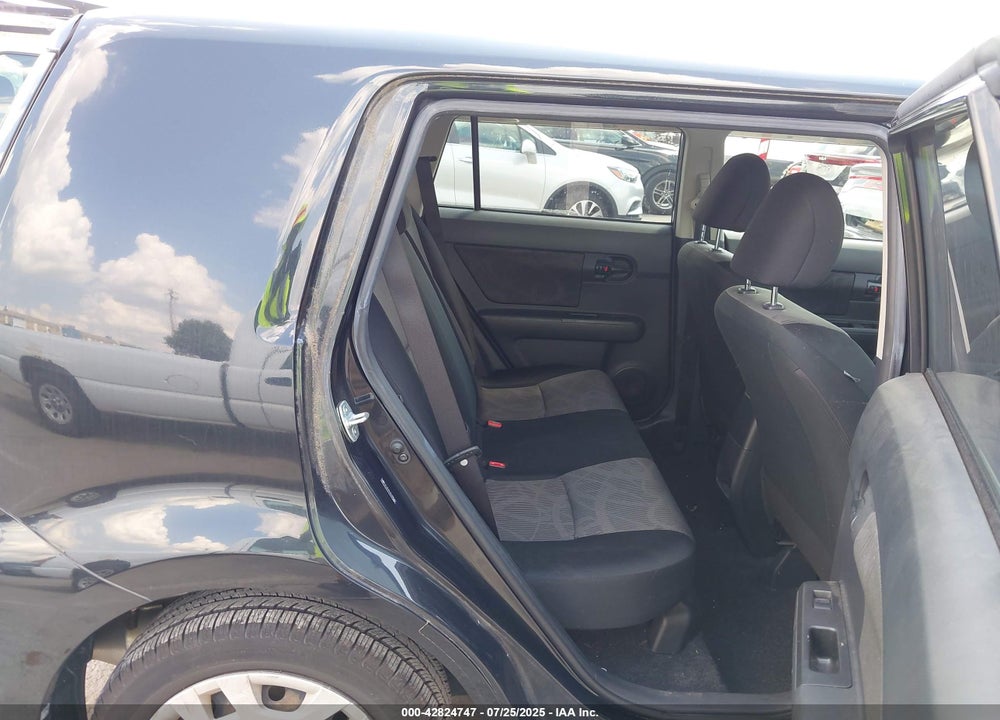 2013 SCION XB VIN: JTLZE4FE9DJ039659