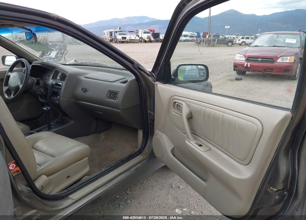 1999 INFINITI G20 STANDARD/TOURING VIN: JNKCP11A9XT000513