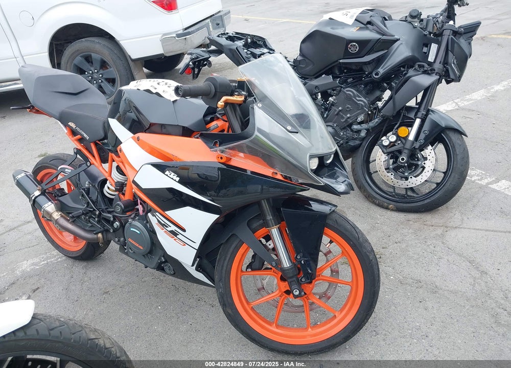 2017 KTM 390 DUKE VIN: MD2JYJ400HC270802
