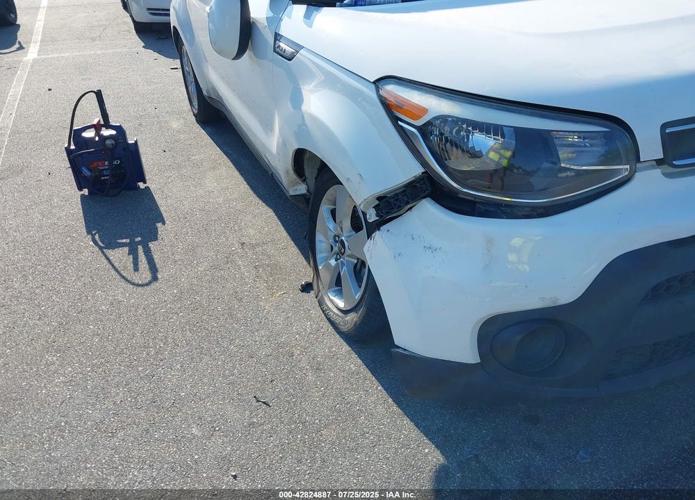 2018 KIA SOUL VIN: KNDJN2A27J7589199