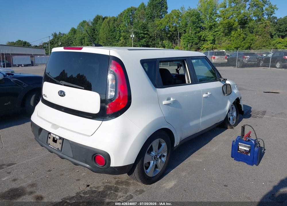 2018 KIA SOUL VIN: KNDJN2A27J7589199