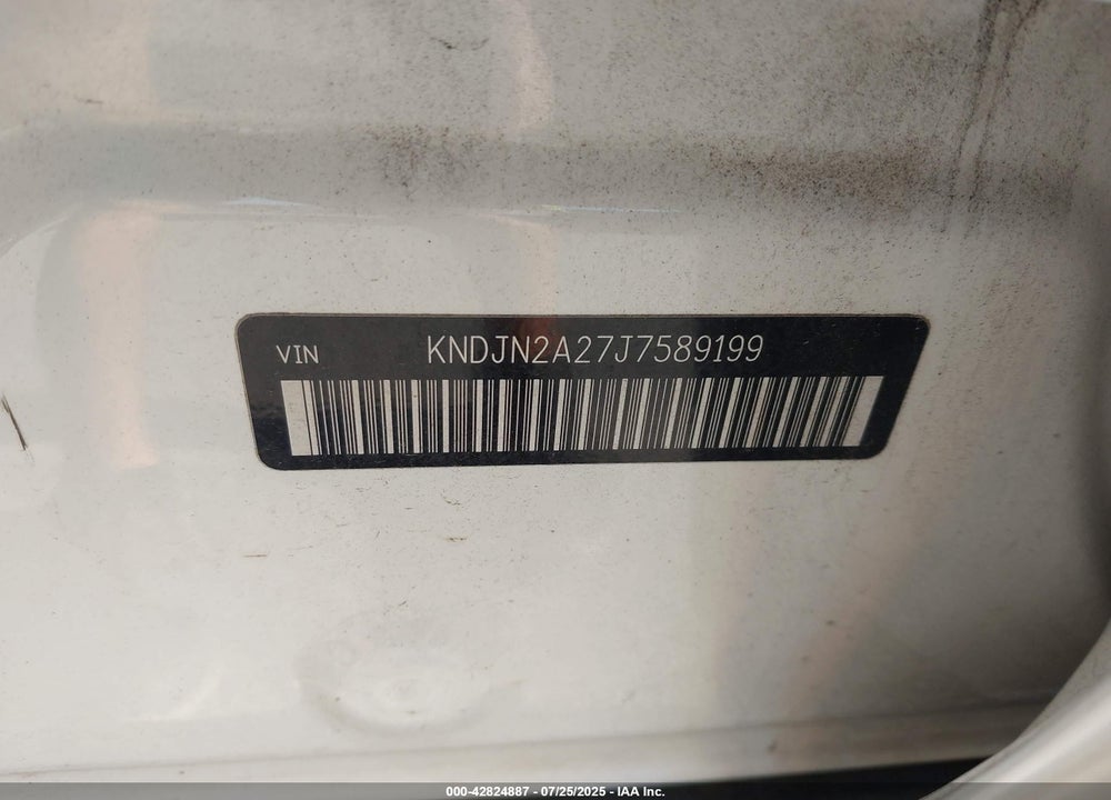 2018 KIA SOUL VIN: KNDJN2A27J7589199