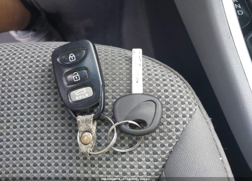 2014 HYUNDAI SONATA VIN: 5NPEB4AC8EH863235
