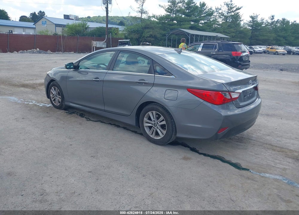 2014 HYUNDAI SONATA VIN: 5NPEB4AC8EH863235