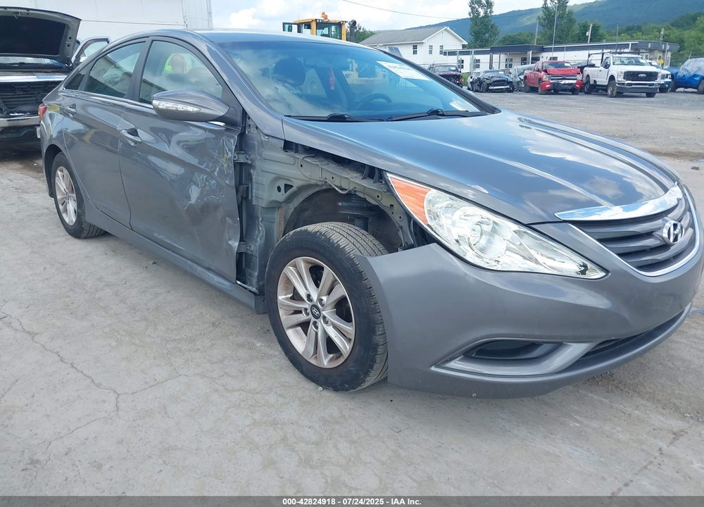2014 HYUNDAI SONATA VIN: 5NPEB4AC8EH863235