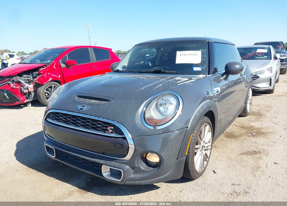 2015 MINI HARDTOP COOPER S VIN: WMWXP7C59F2A35675