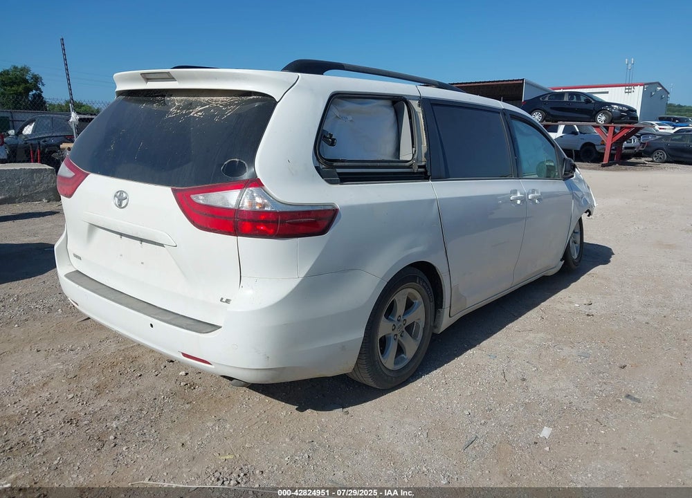 2015 TOYOTA SIENNA LE 8 PASSENGER VIN: 5TDKK3DC3FS672570