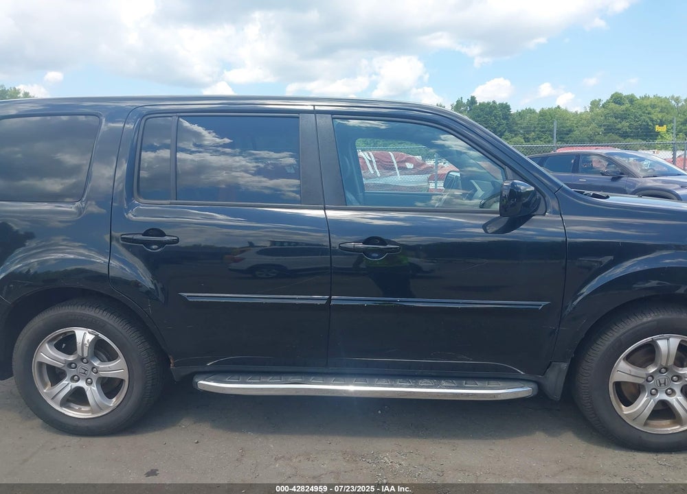 2013 HONDA PILOT VIN: 5FNYF4H53DB084492