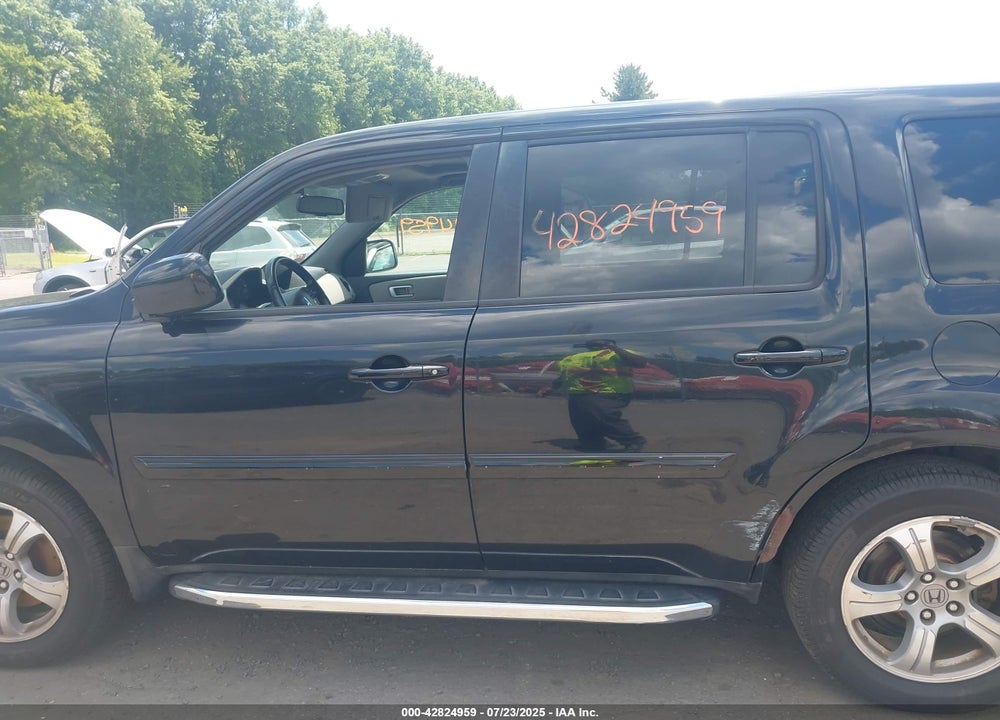 2013 HONDA PILOT VIN: 5FNYF4H53DB084492