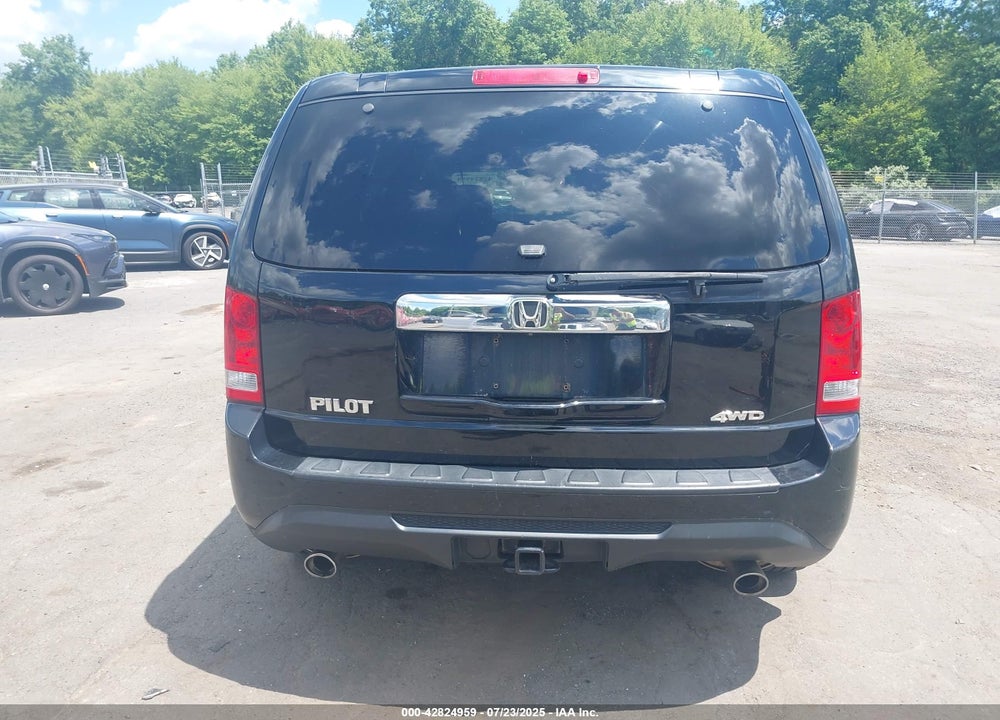 2013 HONDA PILOT VIN: 5FNYF4H53DB084492